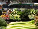 Jeudi, dans le cadre d'une série d'annonces plus larges axées sur l'abordabilité, le gouvernement libéral a annoncé qu'il modifierait la Loi sur la concurrence dans le but de réduire les prix des produits alimentaires.