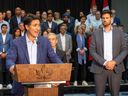 Le premier ministre Justin Trudeau, accompagné de Sean Fraser, ministre du Logement, de l'Infrastructure et des Collectivités, soutenu par le caucus libéral réuni cette semaine à Londres, a annoncé qu'il supprimerait la TPS sur la construction de nouveaux appartements locatifs.