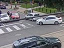 La police de Toronto a publié une vidéo d'un conducteur d'un véhicule volé qui a blessé un policier le 22 juillet.