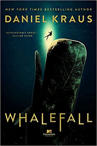 couverture de Whalefall de Daniel Kraus ;  image d'une baleine nageant pour avaler un plongeur