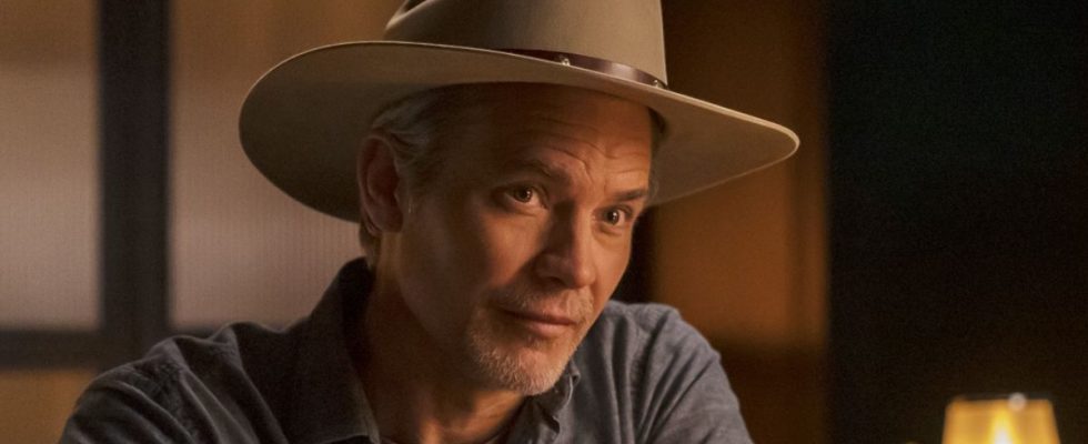 Raylan Givens in cowboy hat in Justified: City Primeval