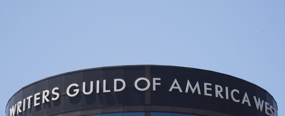 Writers Guild of America West, WGA