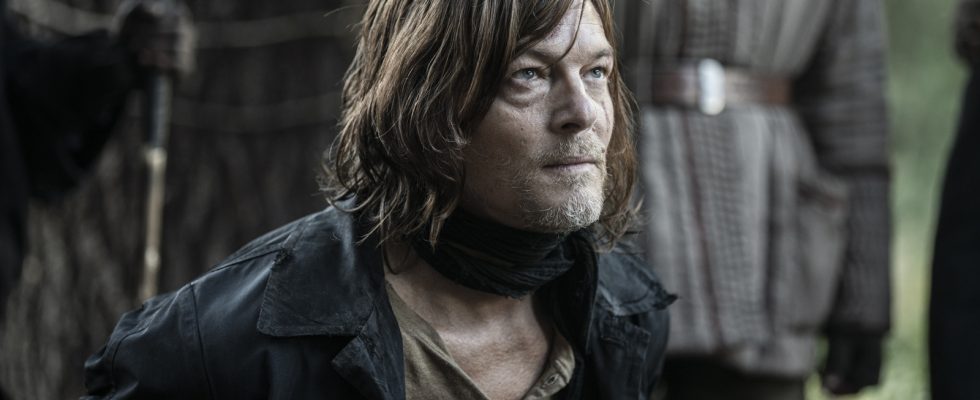 The Walking Dead : Daryl Dixon est en gros Mad Max en France avec des zombies
