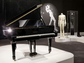 Piano Freddie Mercury - Sothebys PR