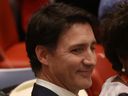 Le Premier ministre canadien Justin Trudeau attend de prendre la parole mercredi lors d'une session du Conseil de sécurité sur la situation en Ukraine aux Nations Unies (ONU), le 20 septembre 2023 à New York. 