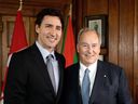 Le premier ministre Justin Trudeau rencontre l'Aga Khan en 2016. Un an plus tard, il a été reconnu que Trudeau avait violé quatre parties de la Loi sur les conflits d'intérêts en passant des vacances en famille sur l'île privée de l'Aga Khan.