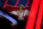 Jennifer Lopez se produit lors du spectacle de mi-temps du Super Bowl LIV à Miami le 2 février 2020. La légendaire reine de la cocaïne Griselda Blanco et sa vie criminelle époustouflante seront présentées dans The Godmother, un prochain biopic mettant en vedette Lopez.