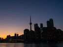 Toronto, au 23e rang, est la ville la mieux classée du Canada, suivie de Vancouver (50e), Montréal (60e), Ottawa (90e) et Calgary (93e).