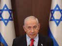 Le Premier ministre israélien Benjamin Netanyahu assiste à la réunion hebdomadaire du cabinet dans son bureau de Jérusalem le 27 septembre 2023.  