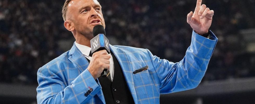 Qui est le nouveau directeur général de WWE SmackDown, Nick Aldis ?