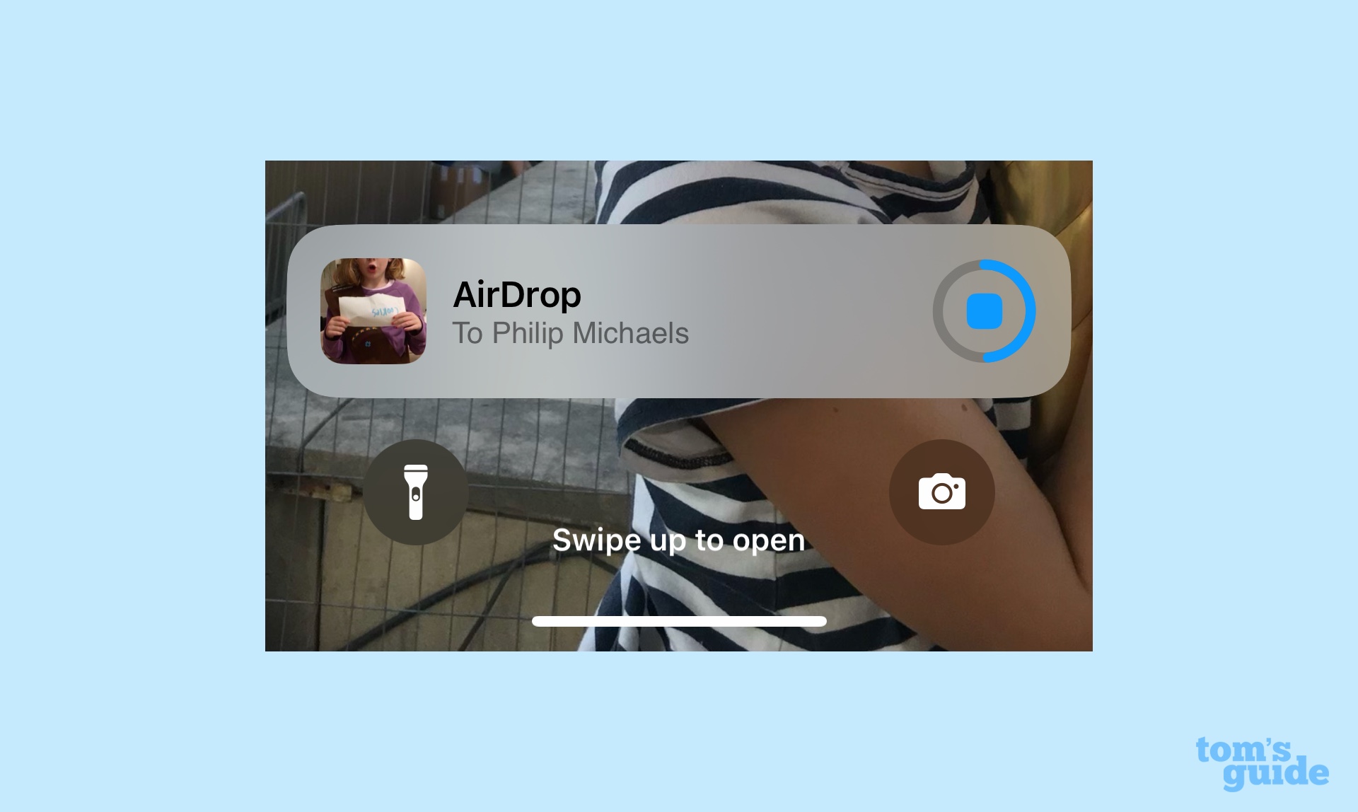Transfert iOS 17.1 AirDrop en cours