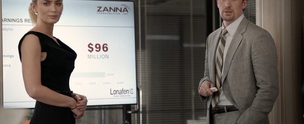 Chris Evans et Emily Blunt s'enrichissent en vendant de la drogue dans la bande-annonce de Pain Hustlers de Netflix