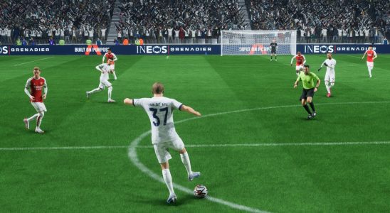 EA Sports FC 24 a désactivé l'avantage qui vous permet de coller un ballon de football à votre mollet