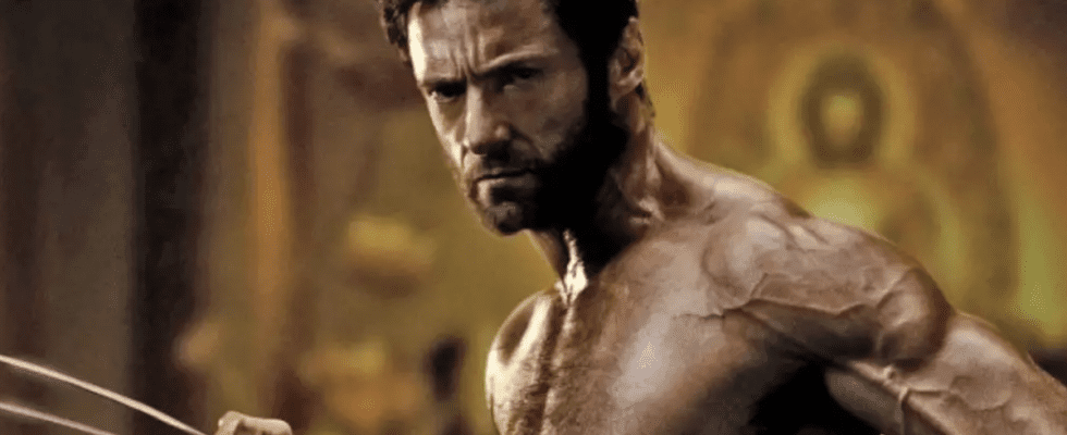 Hugh Jackman, 17 ans, a lancé un solide grognement de Wolverine sur une photo de retour, mais je ne pense pas que les X-Men Badass porteraient cette veste