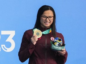 La nageuse canadienne Maggie Mac Neil a remporté sa troisième médaille d'or des Jeux panaméricains de 2023 avec une victoire au 100 mètres libre féminin lundi.&ampnbsp;Mac Neil détient sa médaille d'or lors de la finale du 100 m papillon féminin et établit un nouveau record panaméricain. record lors des Jeux panaméricains de Santiago 2023, à Santiago, au Chili, le dimanche 22 octobre 2023.