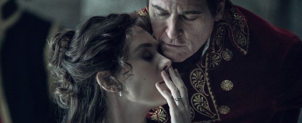 Vanessa Kirby règne sur le cœur de Joaquin Phoenix dans la nouvelle bande-annonce de Napoléon de Ridley Scott