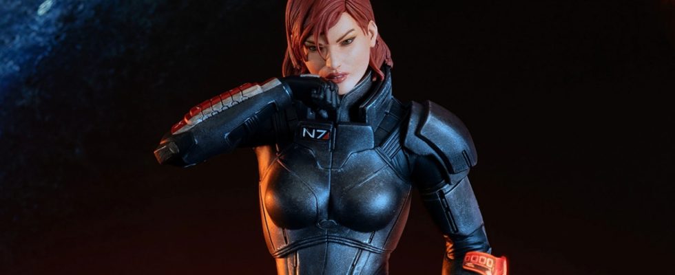 BioWare corrige sa grosse bévue avec cette statue Mass Effect Day Shepard