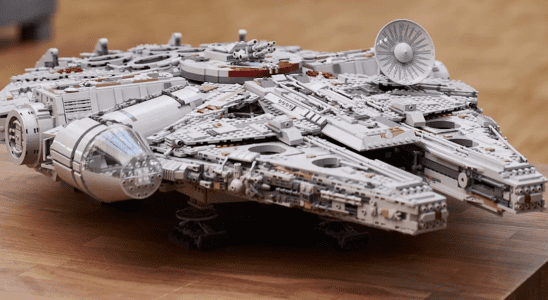 Les ensembles LEGO Star Wars Millennium Falcon bénéficient d'une réduction de prix avant le Black Friday