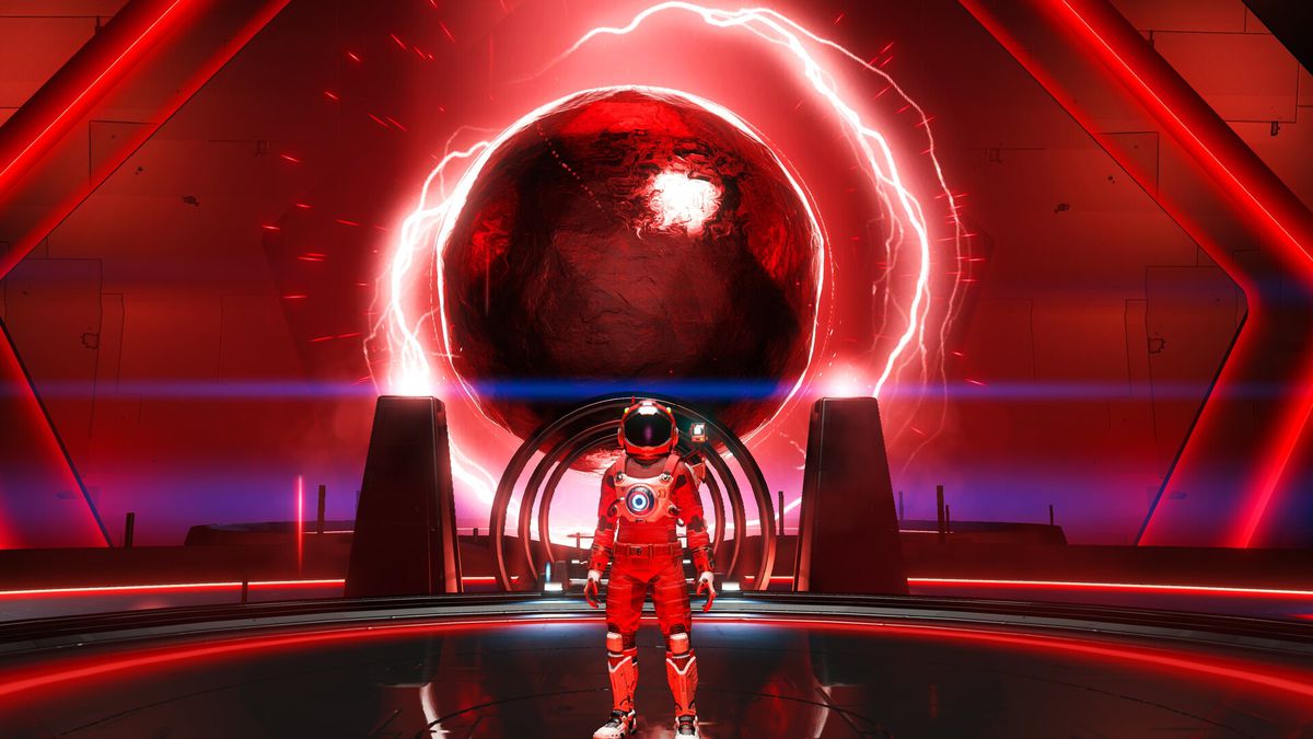 Un explorateur en combinaison spatiale fait face à la caméra, entièrement rétro-éclairé par une mystérieuse structure rouge et une sphère rouge massive et illuminée.