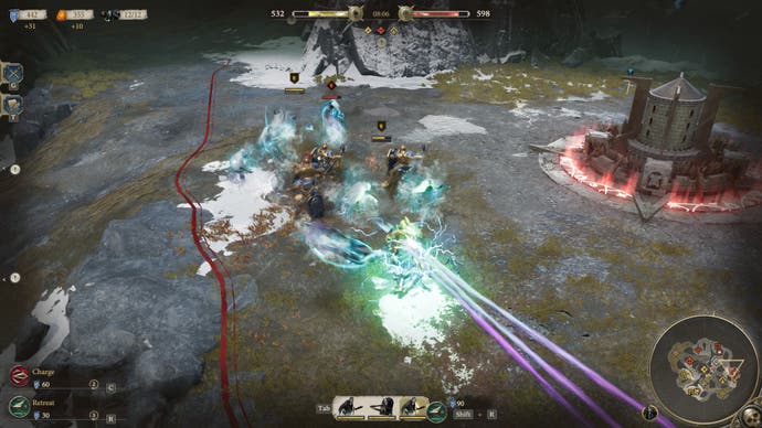 Une capture d'écran de Realms of Ruin montrant Stormcast Eternals combattant les forces de la mort.  Les humains classiques lourdement blindés combattent un groupe d'ennemis fantomatiques environnants.