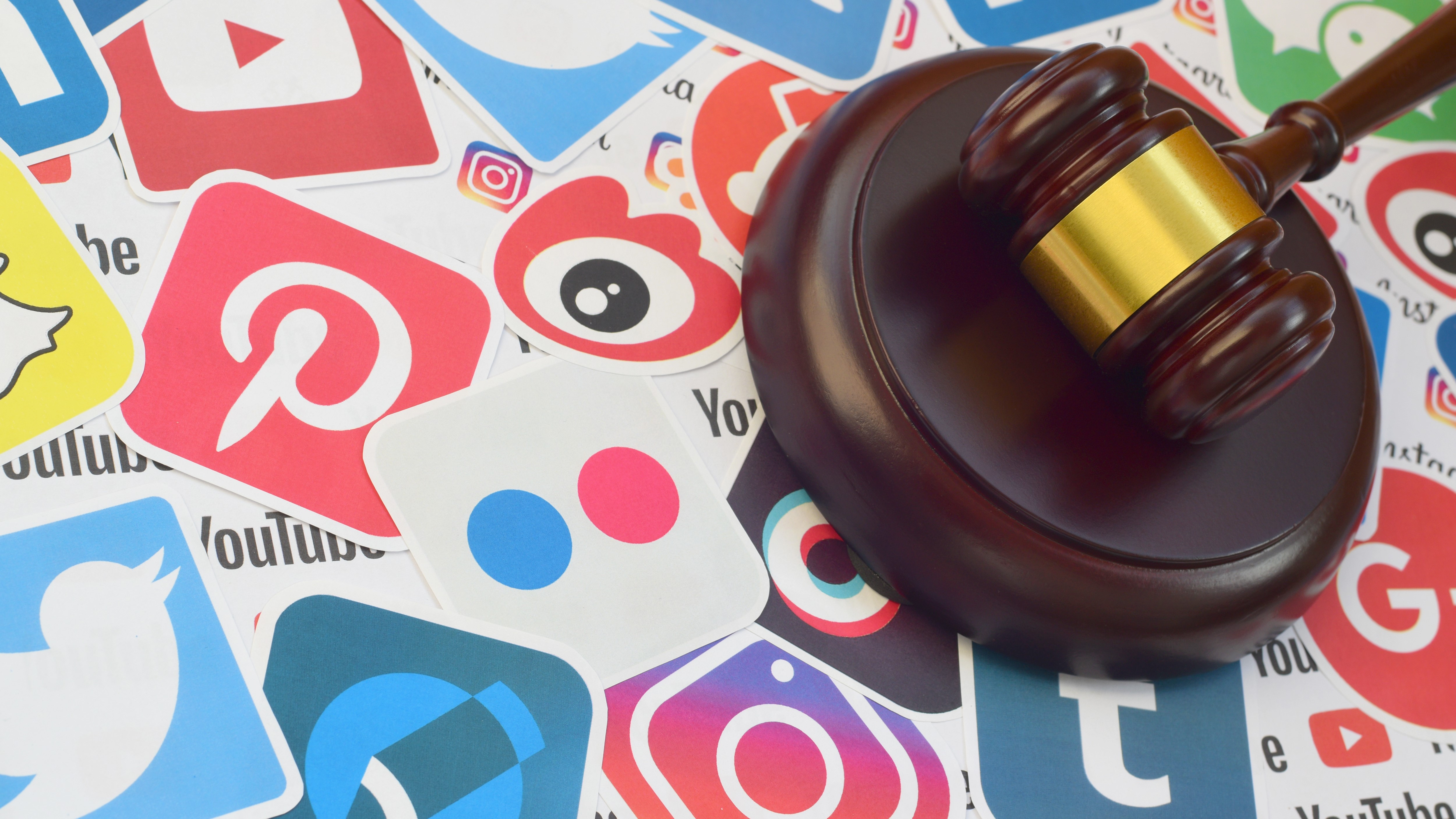 Loi contre la censure des médias sociaux