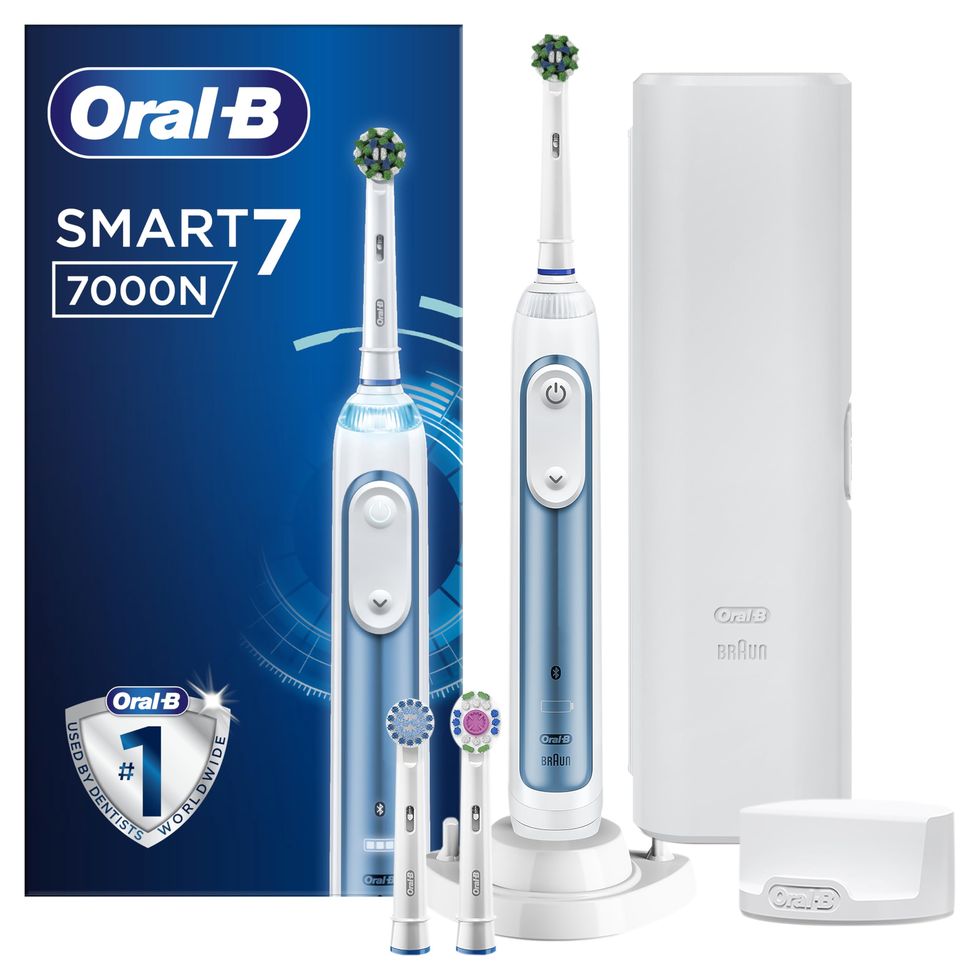 Brosse à dents électrique Oral-B Smart 7 7000N, bleue