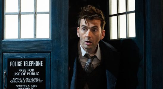 Russell T Davies de Doctor Who explique la raison du nouveau design du TARDIS
