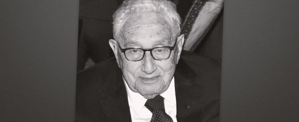 Henry Kissinger, secrétaire d'État sous les présidents Nixon et Ford, est décédé à 100 ans
