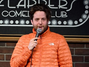 Dex Carvey au Flappers Comedy Club And Restaurant à Burbank en février 2022.