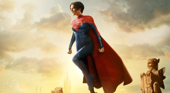 Le scénariste du film Supergirl abandonné a été réembauché pour écrire Supergirl : la femme de demain pour les studios DC