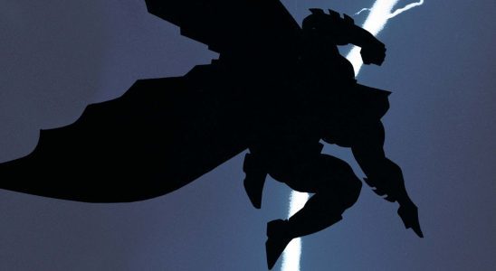 Les fans de bandes dessinées choqués découvrent que Batman fait face à l'avant sur la couverture de Dark Knight Returns