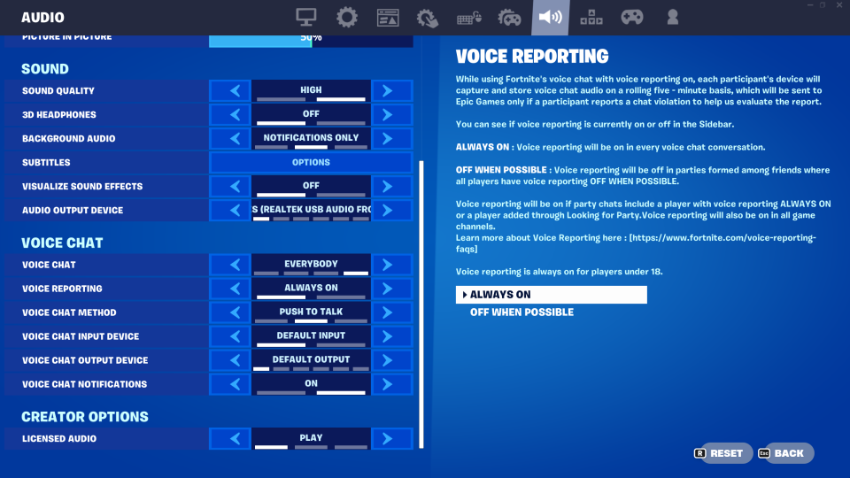 Le menu des paramètres de Fortnite affichant les préférences de rapport vocal