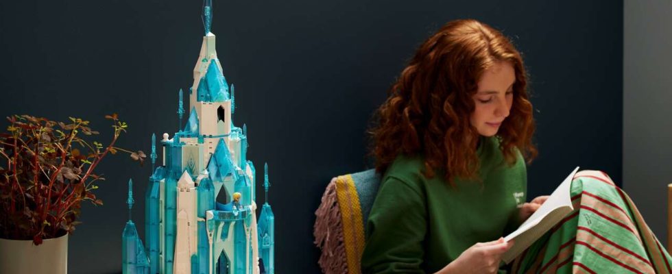 Meilleures offres Lego Disney et Pixar Black Friday, y compris le château de glace d'Elsa de Frozen