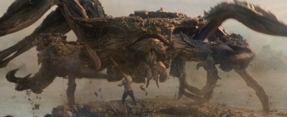 Monarch : Legacy Of Monsters a débuté avec un combat majeur de Titan impliquant John Goodman, et le superviseur VFX a expliqué comment la séquence a évolué