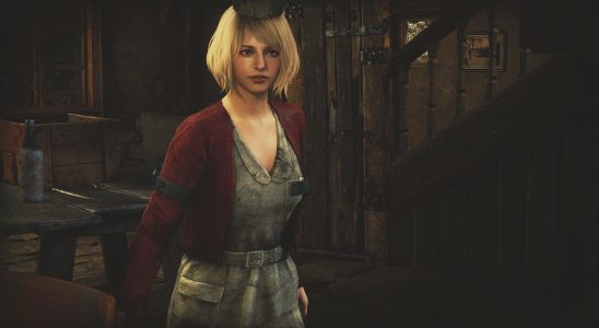 Resident Evil 4: Ashley dressed as Lisa Garland from Silent Hill.