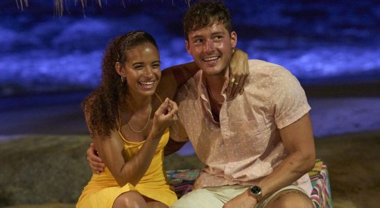 Olivia Lewis and John Henry Spurlock on Bachelor in Paradise.