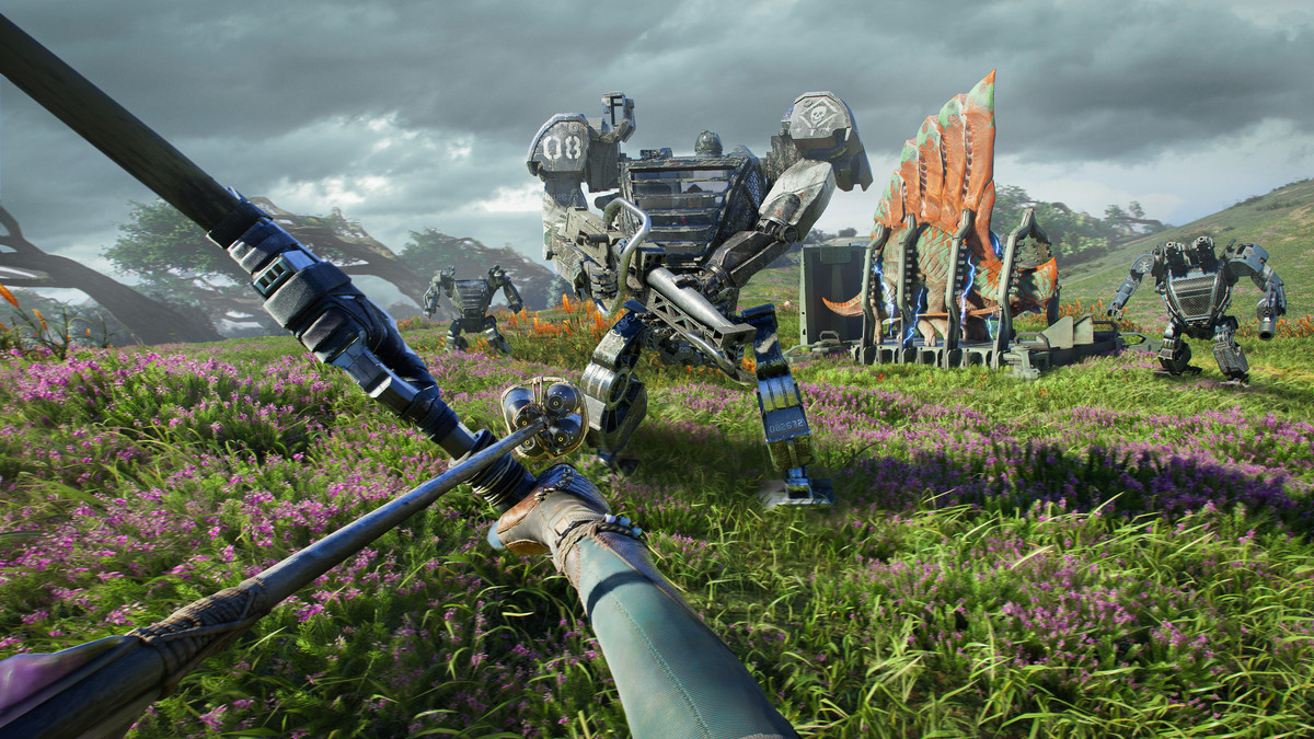 Le joueur affronte un robot RDA, ne brandissant rien d'autre qu'un arc et des flèches avec des munitions explosives, dans Avatar : Frontiers of Pandora.