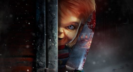 Chucky holds a knife in the snow in Dead by Daylight