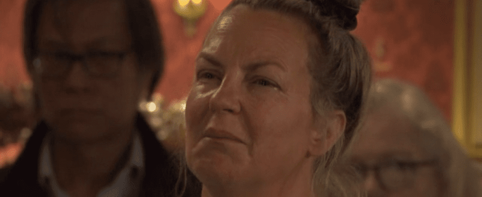 Spoilers EastEnders – La sortie de Karen Taylor taquinée après une trahison choquante