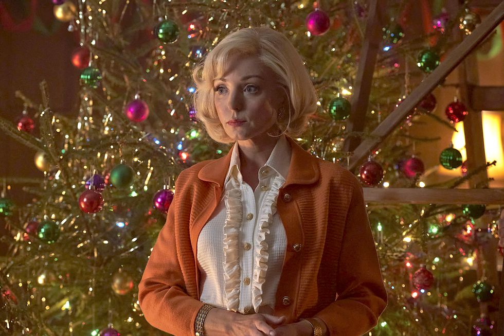 Helen George dans le rôle de Trixie Franklin dans Appelez la sage-femme 2023 spécial Noël