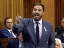 Le député conservateur Damien Kurek accuse le premier ministre Justin Trudeau de mentir.  