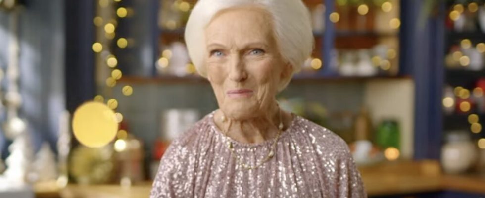 Mary Berry presents Highland Christmas