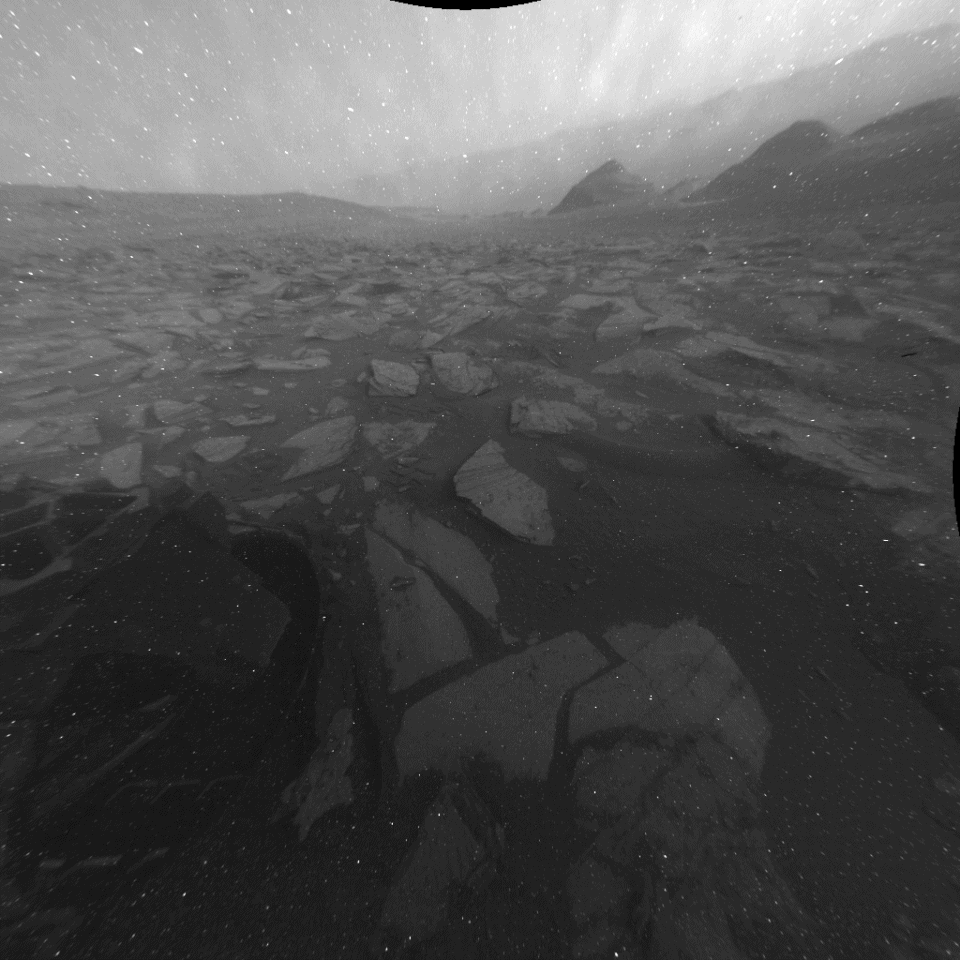 Un timelapse d'une journée martienne vue par la caméra arrière de Curiosity