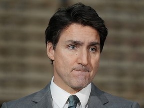 Premier ministre Justin Trudeau.  Alors que les libéraux au pouvoir continuent de reculer dans les sondages, l'ouragan lent qui pourrait finir par les emporter semble être l'économie.