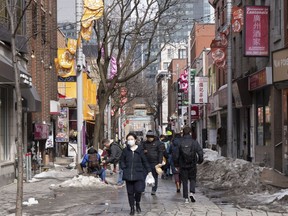La porte du quartier chinois est vue le jeudi 9 mars 2023 à Montréal.