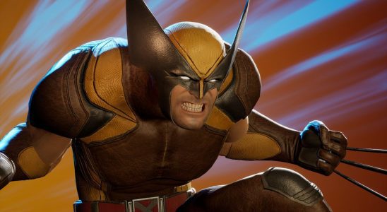 Wolverine grimaces and brandishes his claws