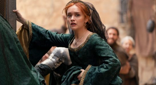 Alicent Hightower (Olivia Cooke) in House of the Dragon season 2