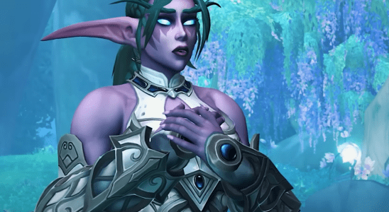 Tyrande stands in front of the Night Elf