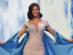 Miss Nicaragua Sheynnis Palacios participe à la catégorie robe de soirée lors du 72e concours de beauté Miss Univers à San Salvador, El Salvador, le samedi 18 novembre 2023. La communicologue de 23 ans a remporté le concours, la première à porter la couronne de son pays.