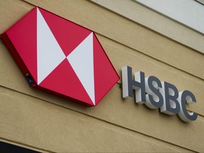 Une enseigne de la banque HSBC est photographiée à Ottawa le lundi 11 juillet 2022.